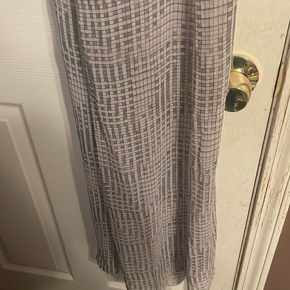 BCBG Generation Dress XSmall Like new - Picture 5 of 10